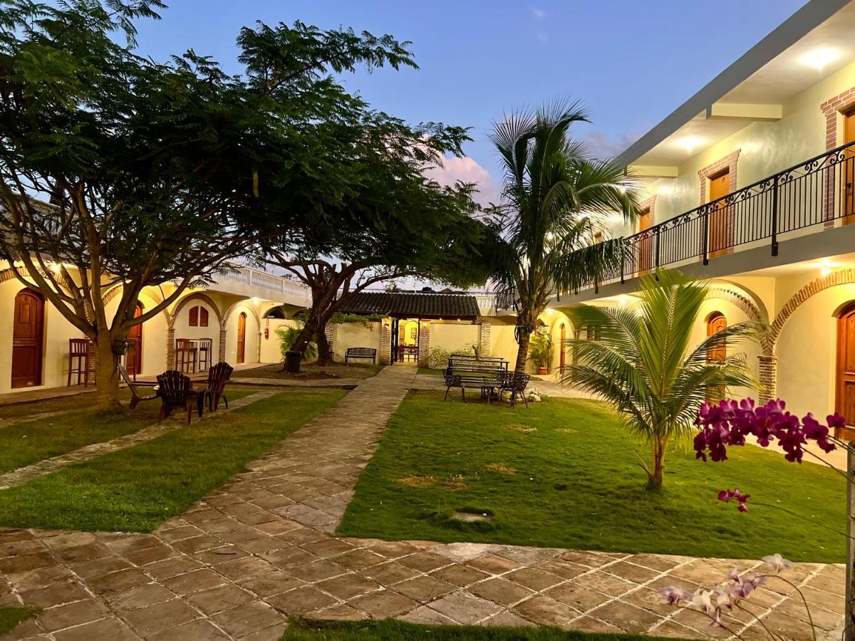 Hotel Yamili プンタ・カナ エクステリア 写真